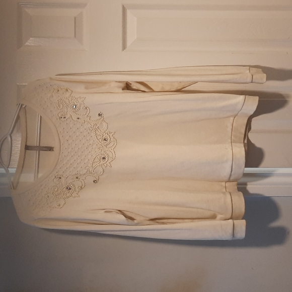 Long sleeve shirt - Picture 1 of 3